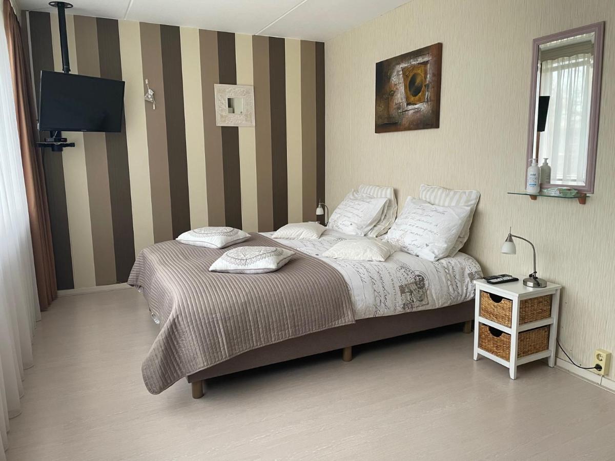 De Spiegel Bed & Breakfast Схаген Екстериор снимка